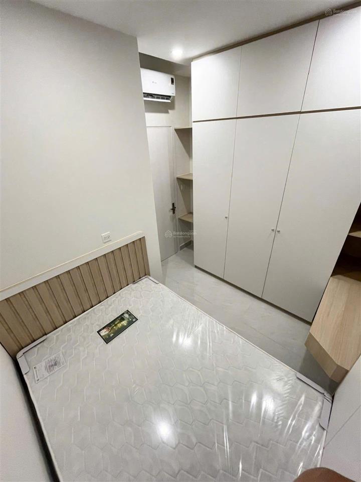 Cho thuê 2pn 1wc giá 9 triệu cc hưng phát silver star đầy đủ nội thất, xem nhà dễ, ở được liền