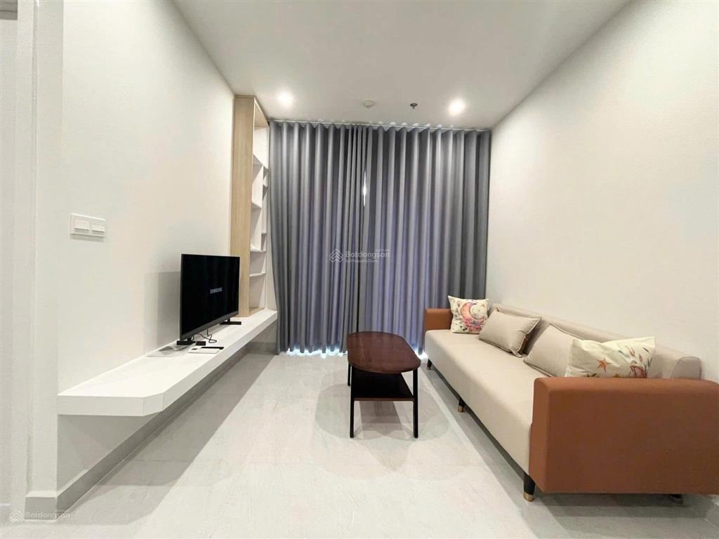 Cho thuê 2pn 1wc giá 9 triệu cc hưng phát silver star đầy đủ nội thất, xem nhà dễ, ở được liền