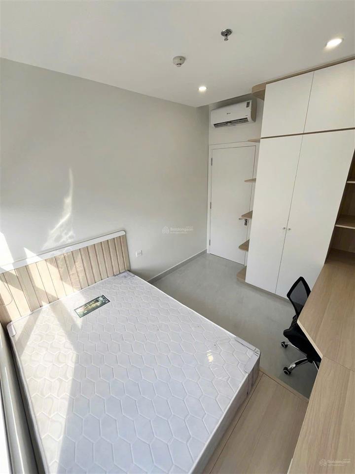 Cho thuê 2pn 1wc giá 9 triệu cc hưng phát silver star đầy đủ nội thất, xem nhà dễ, ở được liền