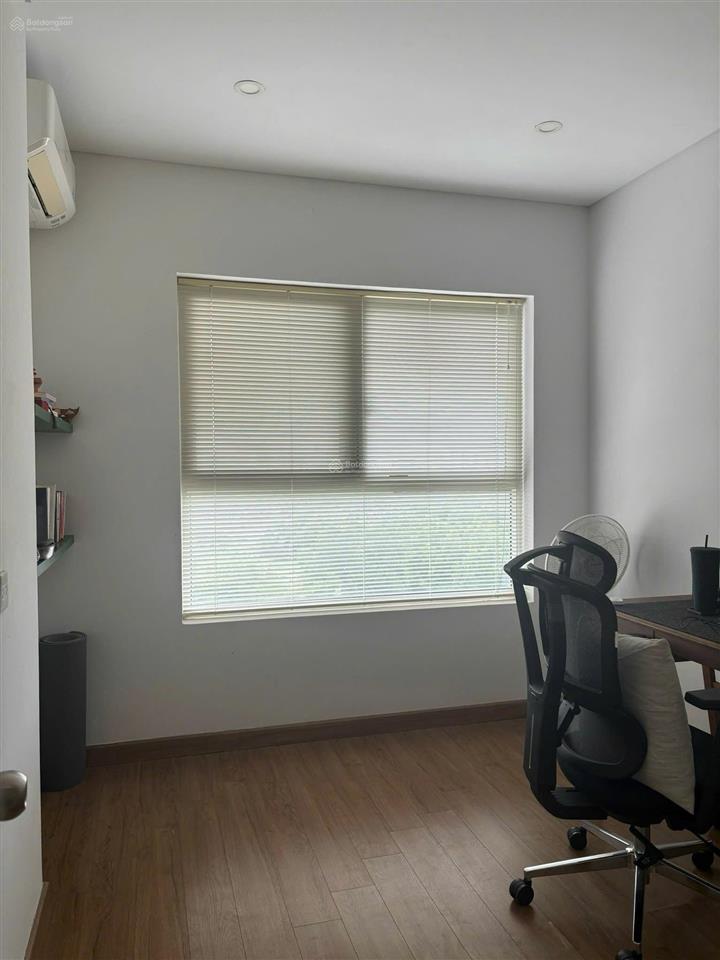 Bán căn hộ 2pn, 2wc dragon hill 2, giá 4,3 tỷ, 70m2 giá hời khu  đầy đủ nội thất vào ở ngay