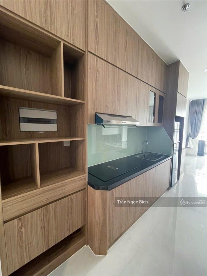 Bán căn hộ 33m2 sunrise riverside, giá 2,2 tỷ bao gồm nội thất