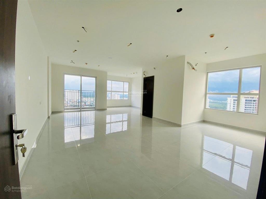 Cho thuê văn phòng 24/24 sunrise riverside giá 8 triệu 50m2 miễn phí quản lý