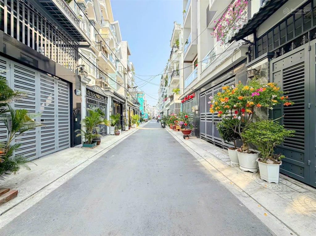 Bán nhà riêng tại phường bình thuận, q7, tp.hcm giá siêu hời 7 tỷ, 70 m2