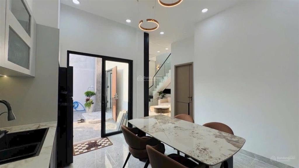 Bán nhà 4pn, 4wc, 60m2 tại phú mỹ, 5,9 tỷ, hàng hot view đẹp