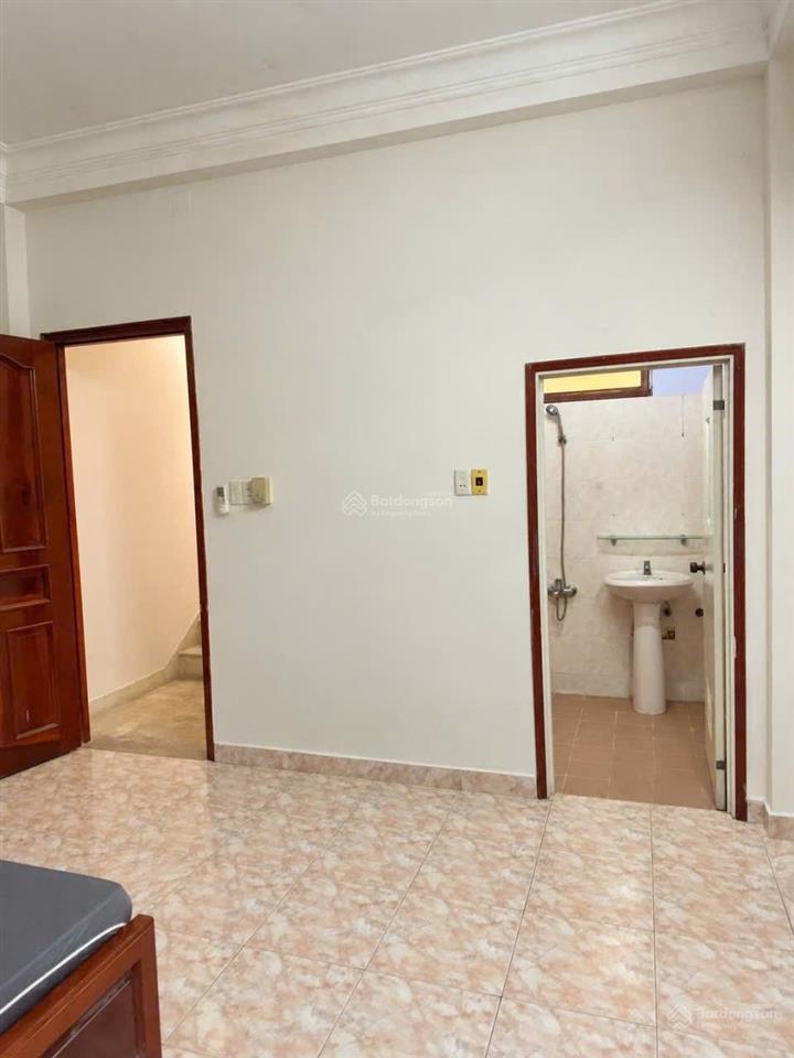 Cho thuê nhà hoàng hoa thám tân bình  72m2  hẻm ô tô  16.9tr