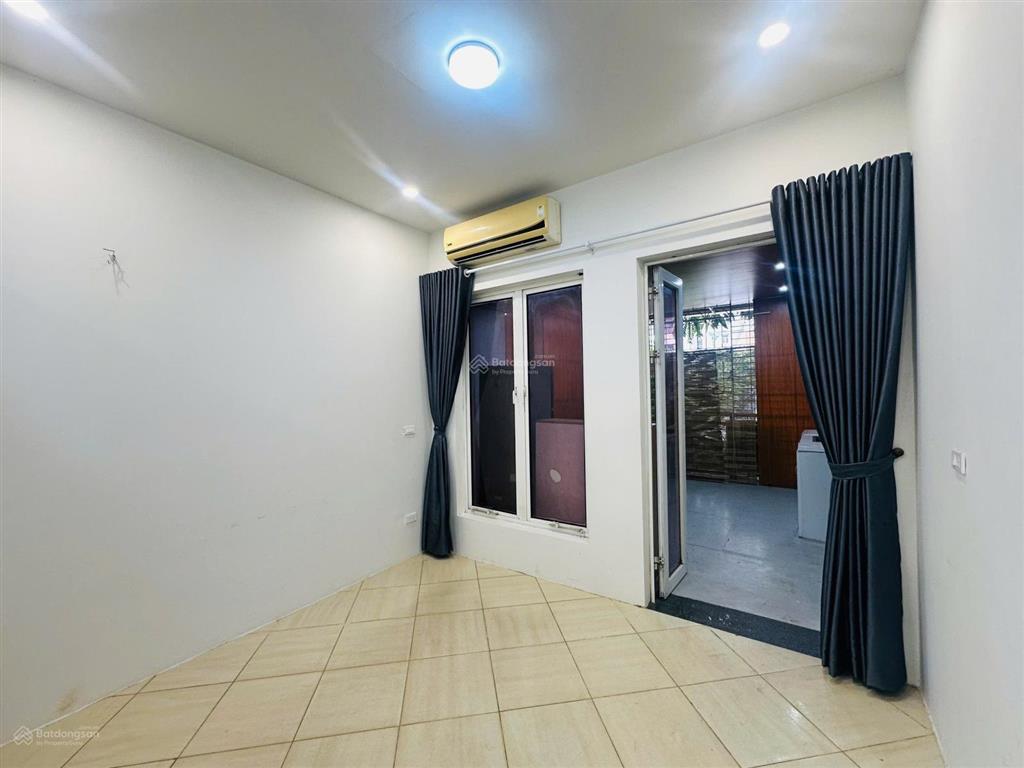 Chính chủ cho thuê căn hộ khép kín mặt phố phương mai full tiện ích vị trí trung tâm