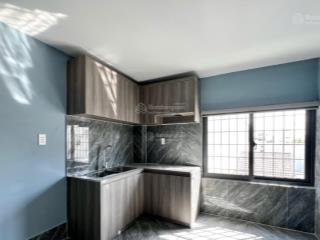 Duplex 45m2 hai không gian ngủ, mặt tiền trường chinh