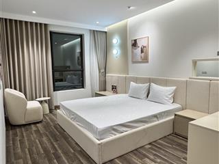 Bán cc 3pn, 2wc tại 200 đường 3/2, p12, q10, 12,9 tỷ, view đẹp.  0907 895 ***  trinh