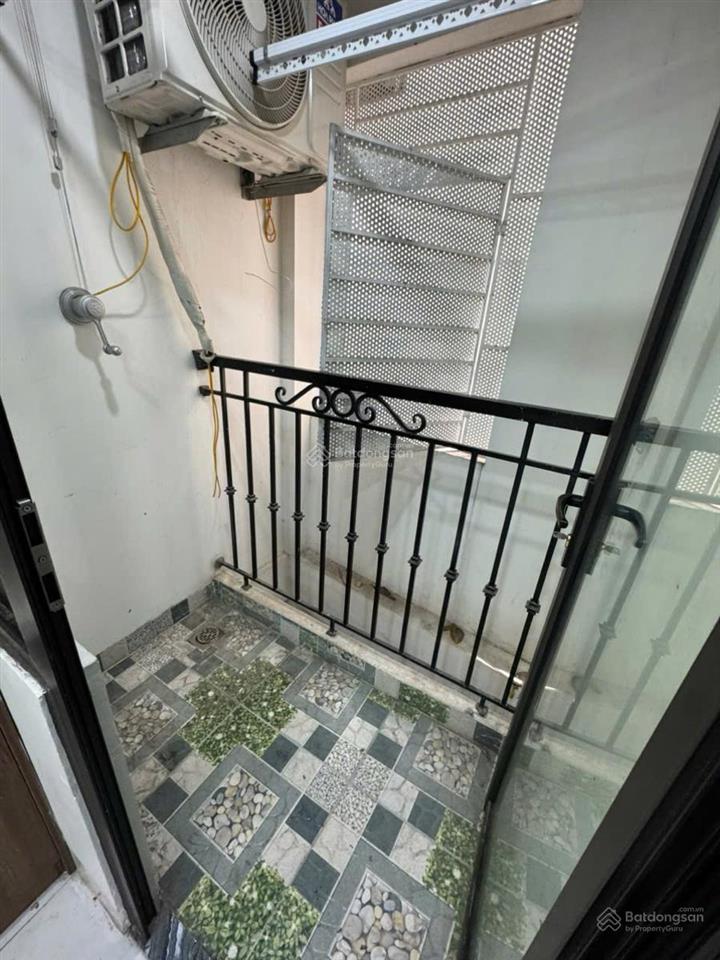 Ccmn phố cự lộc 50m2 2 ngủ, wc. giá 2,6 tỷ thương lượng thêm