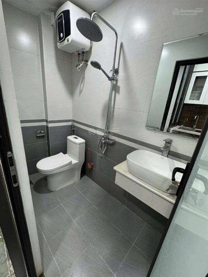 Ccmn phố cự lộc 50m2 2 ngủ, wc. giá 2,6 tỷ thương lượng thêm