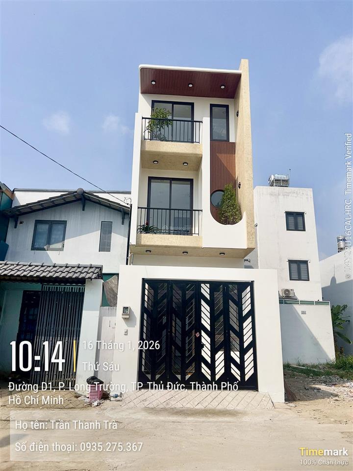 Nhà mới đón tết, đường 8m, 3 lầu, chỉ 4,95 tỷ