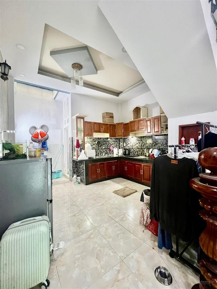 Hiếm xe hơi vi vu  nhà hoàn công đầy đủ sổvuông đẹp56m22 lầu chỉ 4.1tỷ tl long trường tp