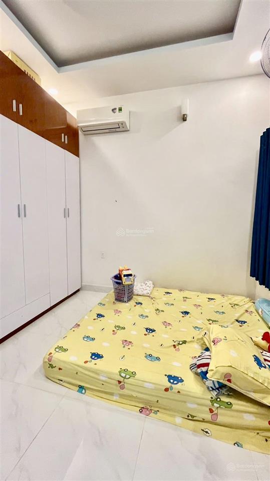 Hàng ngộp nhanh tay mới kịp khách ơi nhà 2 lầu, trường thạnh. q9 sổ hoàn công chuẩn, chỉ 3.3 tỷ