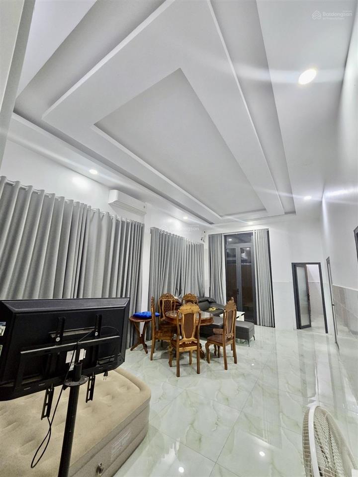 Biệt thự vườn long trường thủ đức  622m2 đất  ngang 12m  hồ bơi riêng đường 9m