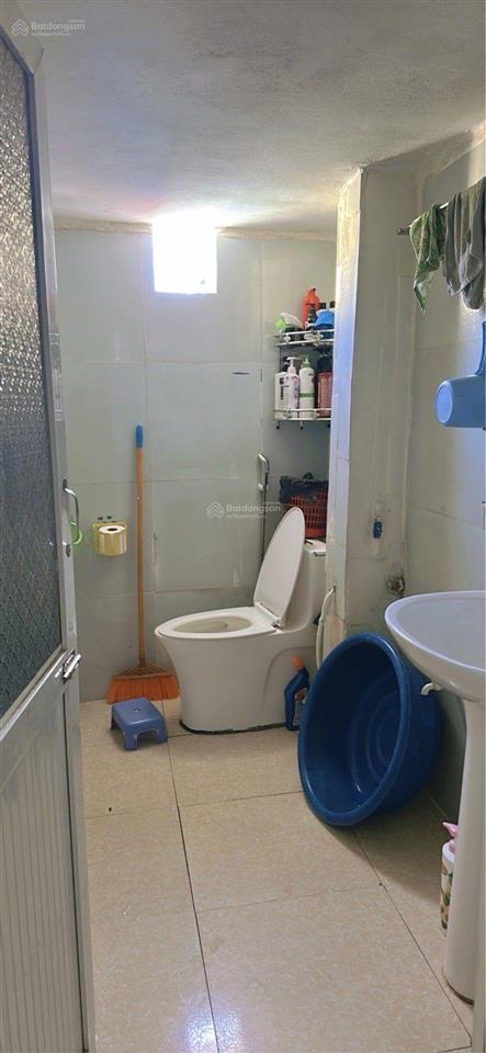 Hiếm có nhà đẹp 3 tầng vừa ở vừa kinh doanh tặng 90% nội thất. vị trí đẹp, gần đường võ văn
