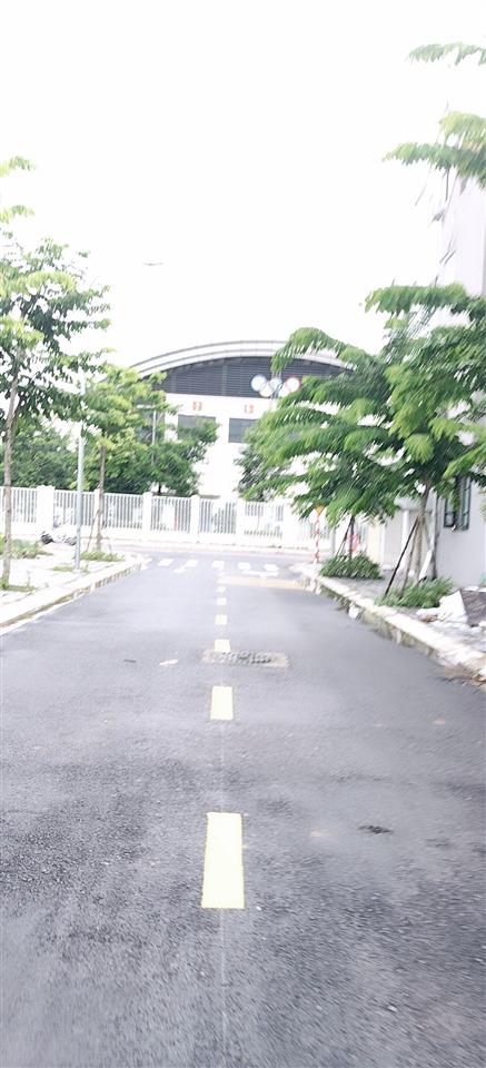 Nhà gỗ 2 tầng siêu đẹp, 2 mặt đường ô tô tránh kinh doanh đỉnh, cách võ văn kiệt chỉ 300m