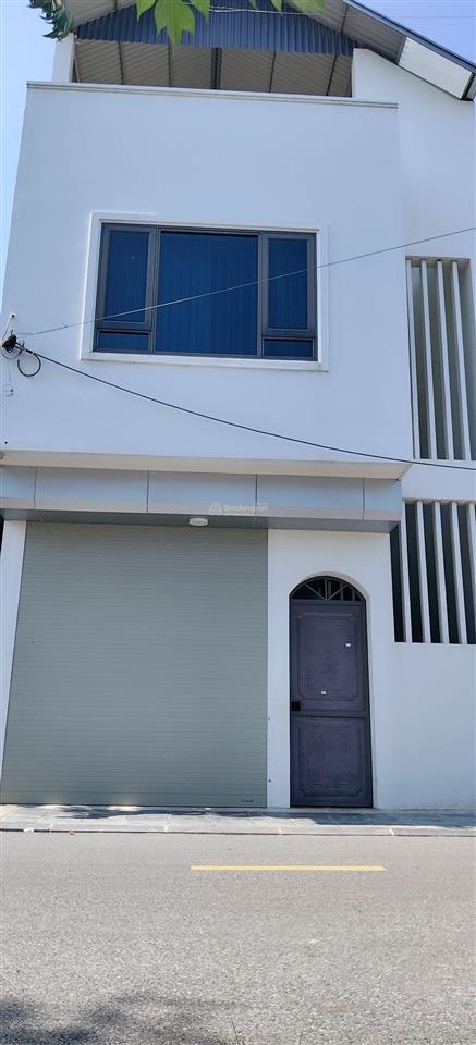 Bán nhà 3 tầng đẹp đất đấu giá ô tô 45 chỗ đỗ cửa chỉ 10,5 tỷ
giá bán 10,5 tỷ (có thương lượng)
