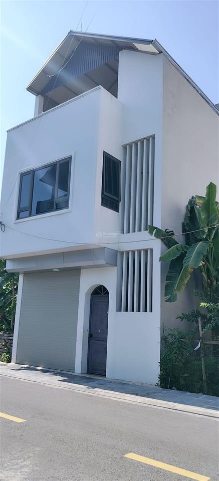 Bán nhà 3 tầng đẹp đất đấu giá ô tô 45 chỗ đỗ cửa chỉ 10,5 tỷ
giá bán 10,5 tỷ (có thương lượng)