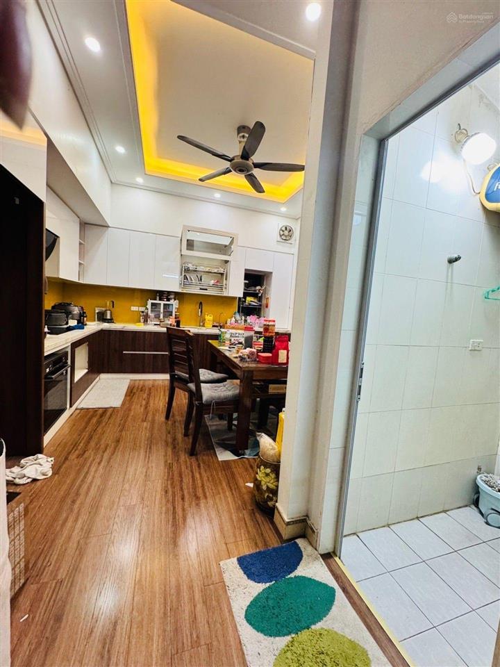 Nhà 3 tầng mặt đường chính thôn ô tô vào sân 101,2m full thổ giá 12 tỷ vị trí 101.2