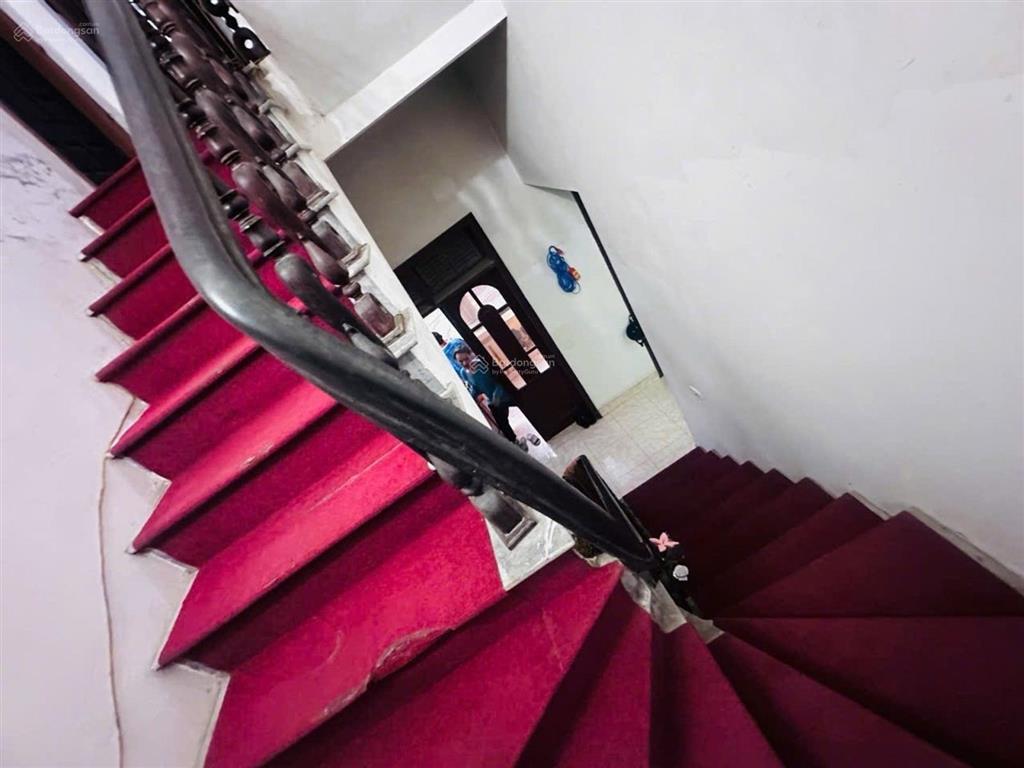 Thông ô tô tránh. bán đất tặng nhà biệt thự đẹp lung linh. khác chỉ việc xách va ly về ở