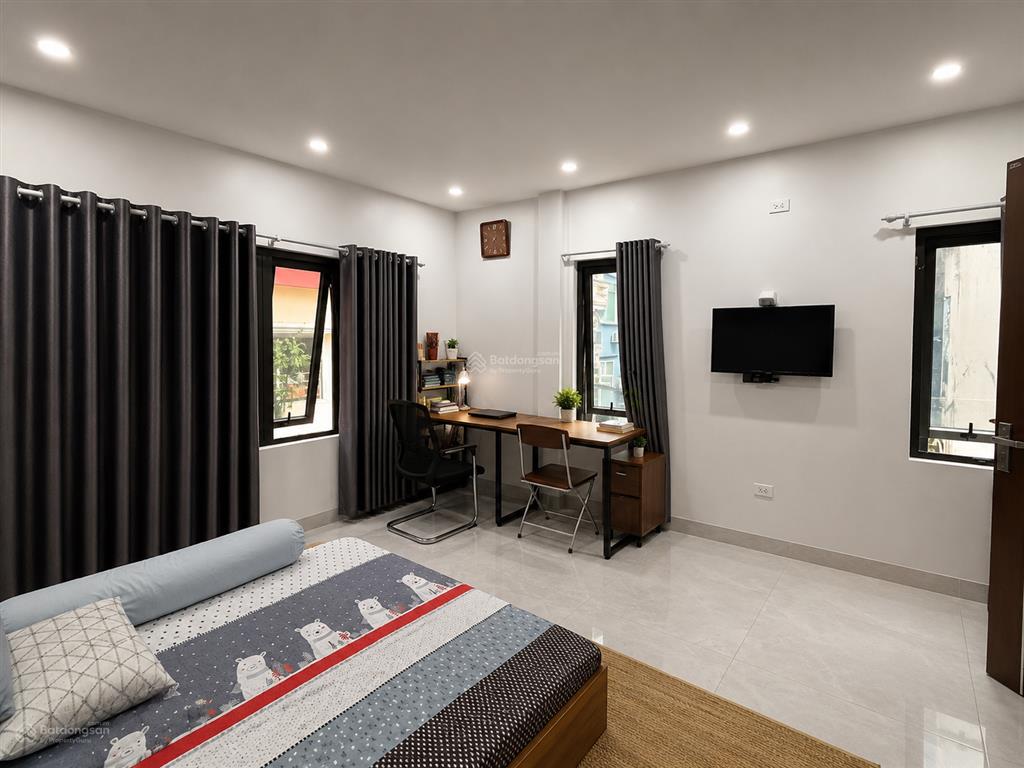 Siêu hiếm! lô góc hồng mai  bạch mai kinh doanh, ô tô tránh, sổ đẹp 30m2 x 5t full nội thất