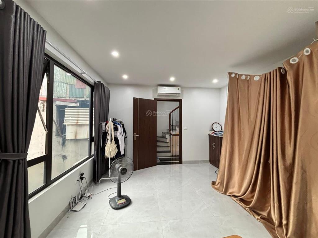 Siêu hiếm! lô góc hồng mai  bạch mai kinh doanh, ô tô tránh, sổ đẹp 30m2 x 5t full nội thất