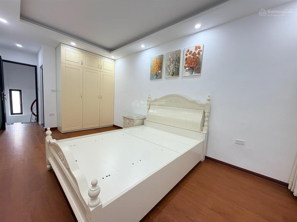 Siêu phẩm bạch mai, sổ riêng 2 thoáng, nhà mới full nội thất 3 ngủ, quy hoạch ổn định