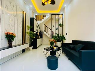 Hơn 6 tỷ nhà minh khai 2 thoáng, 5 tầng 3 ngủ full nội thất, sổ riêng, qh ổn định, nhiều tiện ích