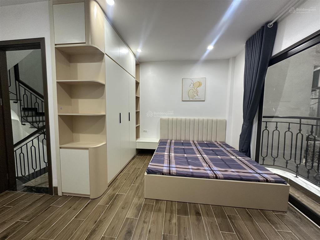 Nguyễn đức cảnh ngõ nông gần hồ đền lừ, 2 mặt thoáng, sân riêng, 42m2 x 5t xây mới tặng nt, sđcc