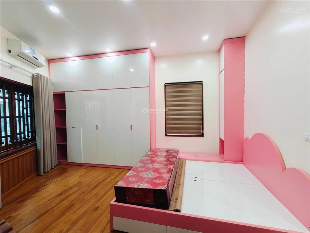 Phố kim ngưu, 2 thoáng 1p ra mặt phố, kinh doanh, ko quy hoạch, full nội thất, 46m2 mặt tiền 4.3m
