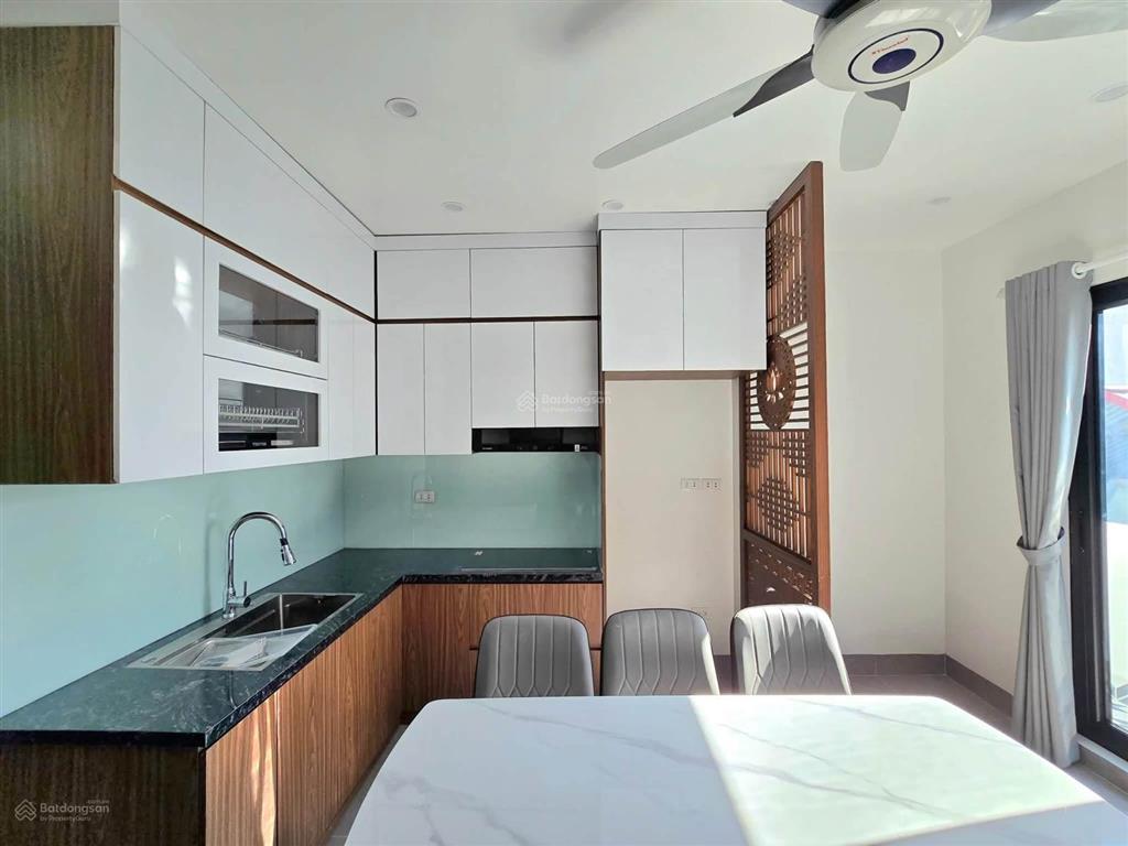 Lô góc bạch mai, 30m ra ô tô, ngõ thông 2 thoáng, tặng nội thất, sổ đỏ cc ko qh, 45m2 * 5t
