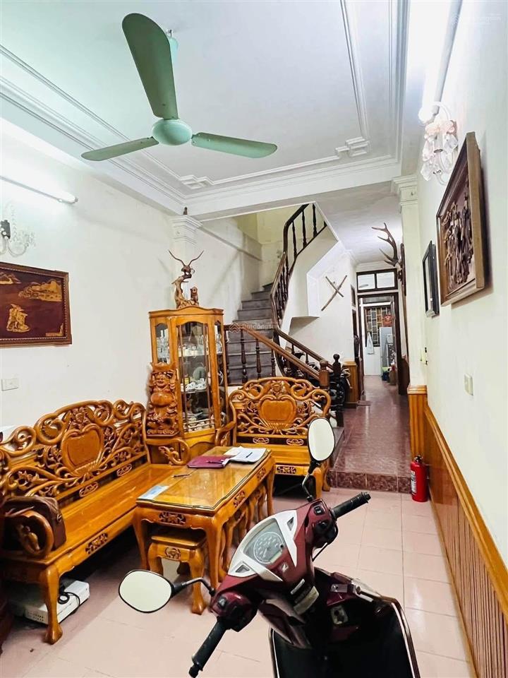 Thanh nhàn lô góc 40m2, giá 5.8 tỷ, ngõ thông gần phố, 1p ra công viên võ sáu, sđcc, ko quy hoạch