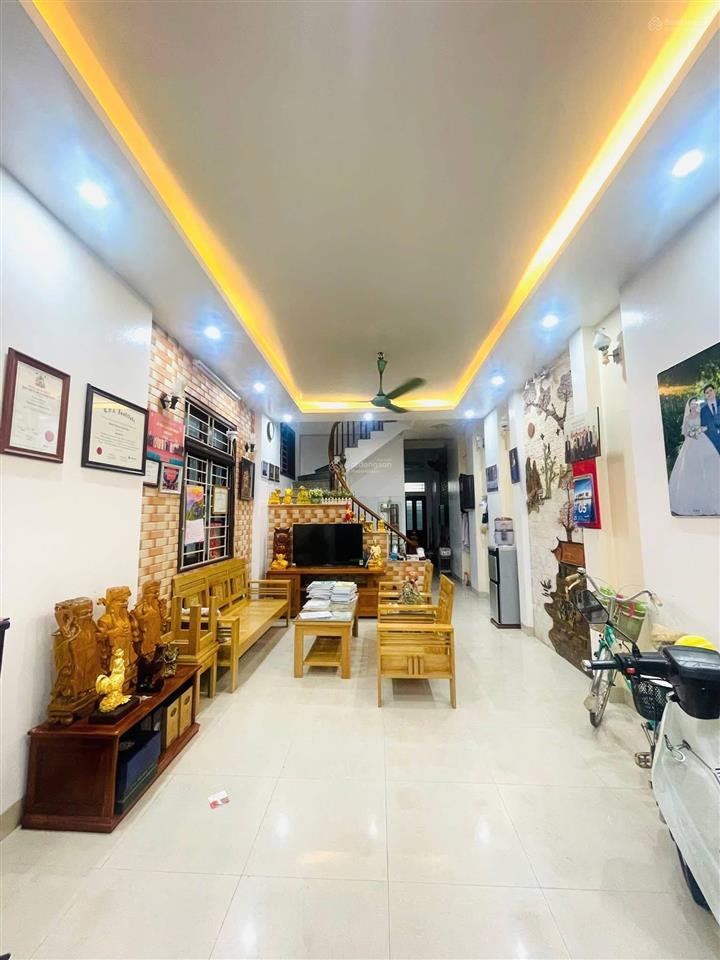 160tr/m2 lô góc võ thị sáu, ngõ thông bạch mai, gần hồ, dân xây, sân vườn, sđcc, ko quy hoạch