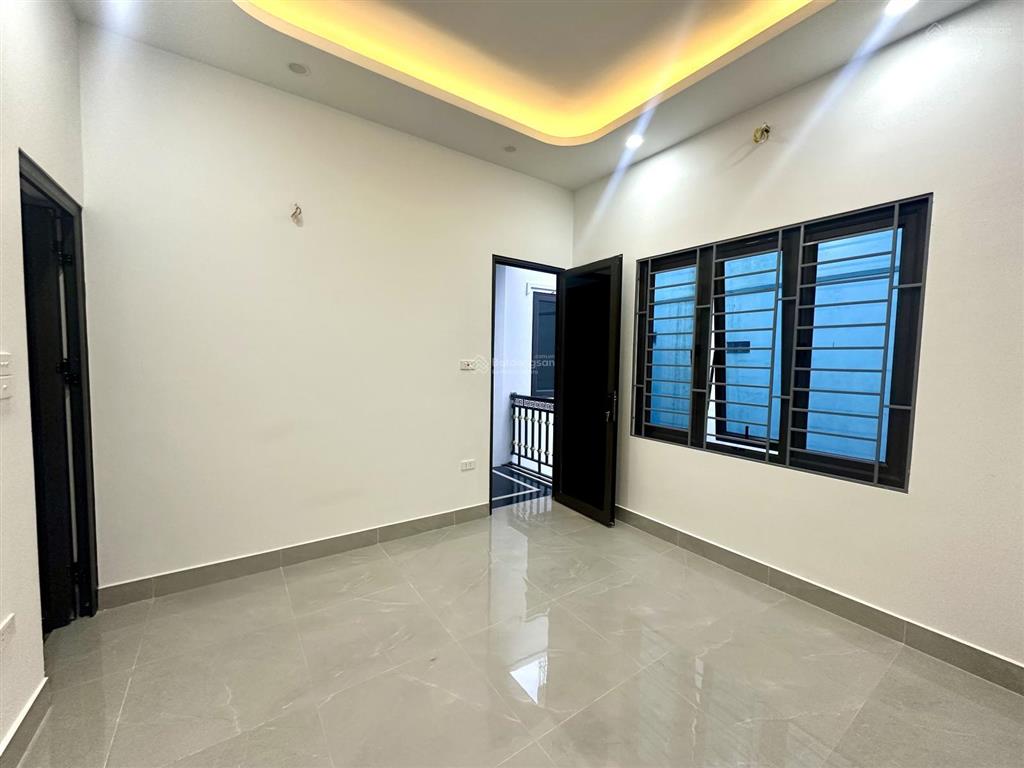 Giảm mạnh! nhà lô góc trương định, sổ 50m2, mặt tiền 5m, xây mới, 4 ngủ khép kín, nhiều tiện ích
