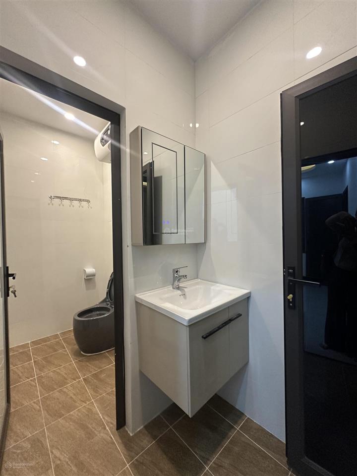 Giảm mạnh! nhà lô góc trương định, sổ 50m2, mặt tiền 5m, xây mới, 4 ngủ khép kín, nhiều tiện ích
