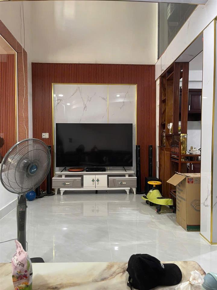 Bán nhà riêng 72m2, 9,99 tỷ, nguyễn tư giản, gò vấp, view đẹp, chính chủ