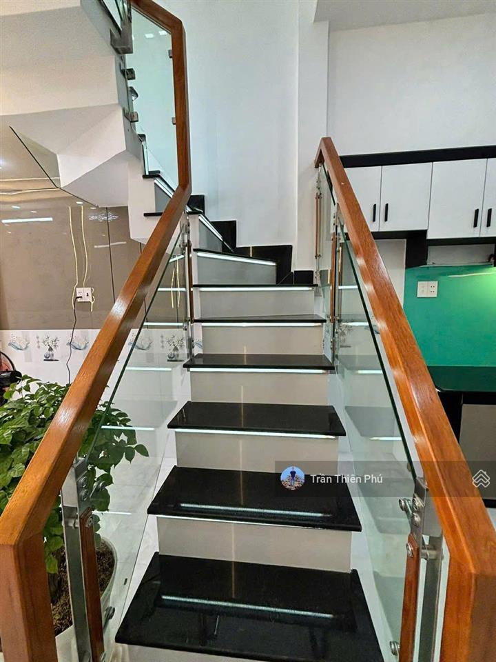 Bán nhà riêng tại lê văn quới, giá tốt 5,35 tỷ, 51 m2, 3pn, 3wc, quận bình tân