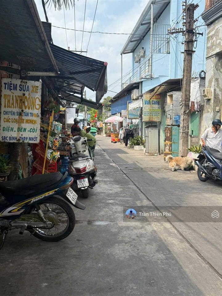 Bán nhà riêng tại đường tỉnh lộ 10, 4,2 tỷ, 54m2, view đẹp, giá siêu hời