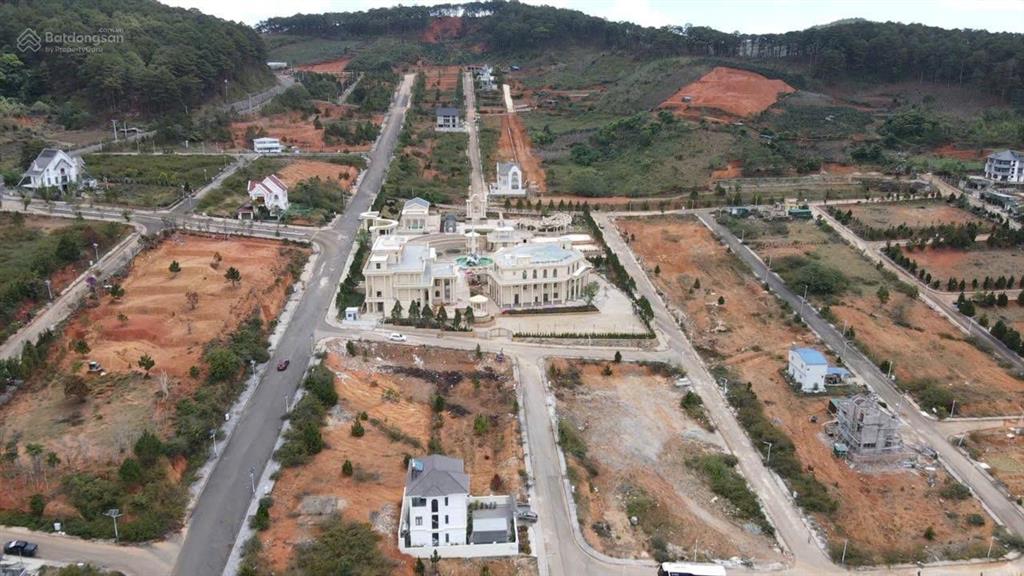 Bán đất tại kqh lang biang, 2,1 tỷ, 100m2, mặt tiền 5,5m, pháp lý đầy đủ, bao đẹp
