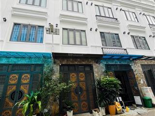 Bình tân  nhà 4 tầng mới đẹp  full nội thất  xe hơi đậu cửa  chỉ 2.x tỷ