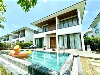 Bán villa có hồ bơi riêng cách biển 50m khu sonasea.  0901 956 ***