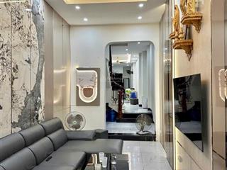 Bán nhà la thành, đống đa, 67 m2, 7 phòng, dòng tiền, ô tô, thang máy, 2 thoáng trước sau