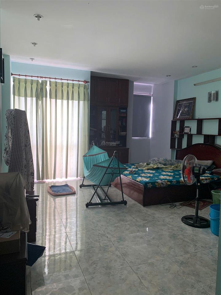 Chính chủ bán nhà mặt tiền đường c12, gần nhà ga t3 sân bay tân sơn nhất, nhà đẹp, sẵn khai thác