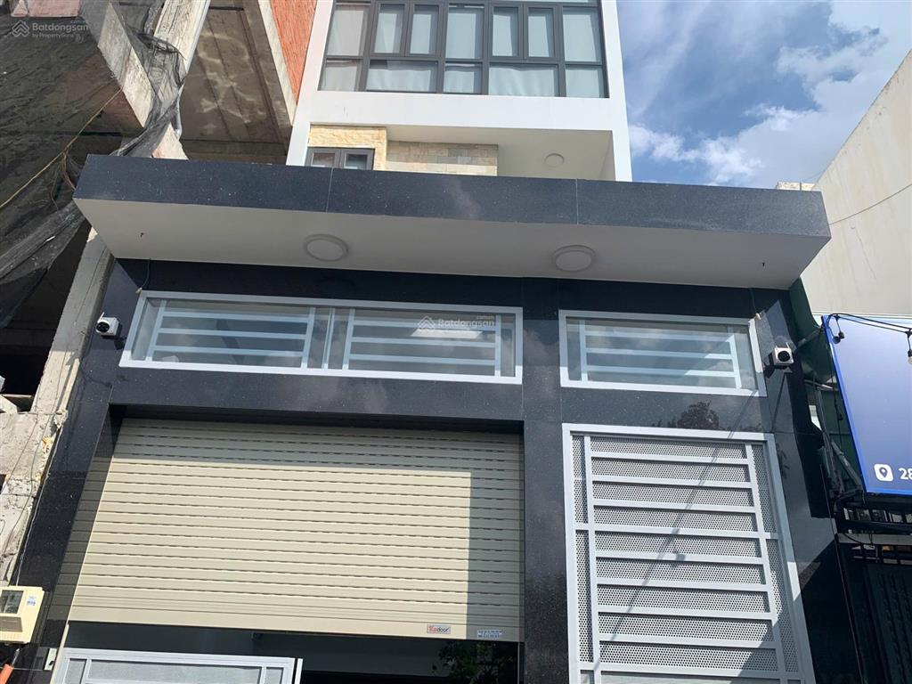 Chính chủ bán nhà mặt tiền đường c12, gần nhà ga t3 sân bay tân sơn nhất, nhà đẹp, sẵn khai thác