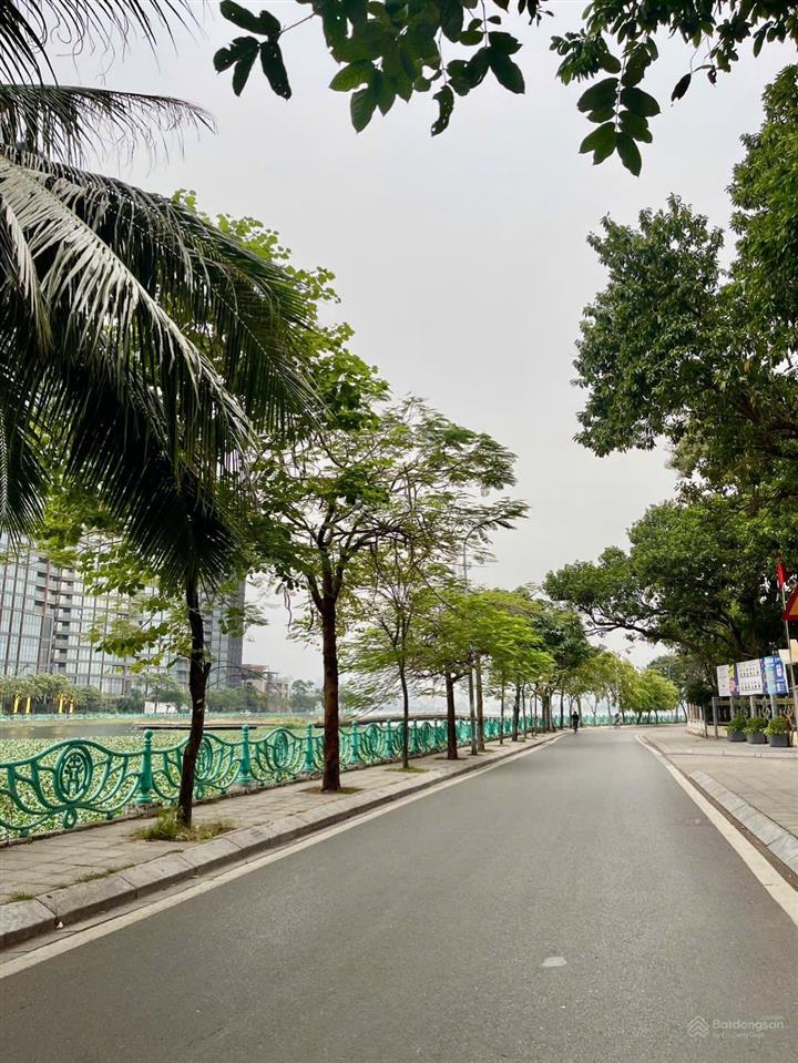 Siêu phẩm tây hồ 7 tầng thang máy gara ô tô mặt ngõ lô góc nội thất đẳng cấp.