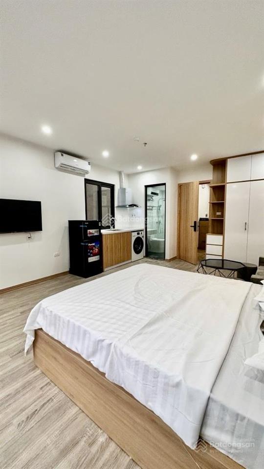 Tòa chdv 8 tầng thang máy lô góc ô tô vào nhà 75m mt 4,5m dòng tiền 100tr/th sát hồ tây