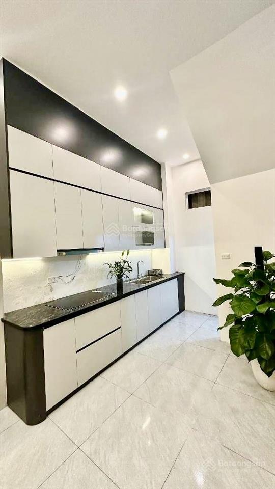Nhà mới long lanh dân xây 2 mặt thoáng  sát hồ tây  hàng hiếm  võng thị thông thuỵ khuê 7,75 tỷ