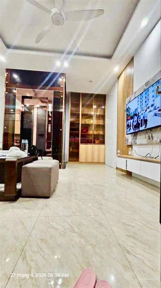 Hiếm  cát linh  50m2 6 tầng thang máy nhỉnh 12 tỷ gần như không có căn thứ 2
