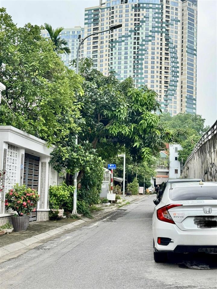 Hơn 8 tỷ lô góc mặt ngõ thông dòng tiền 12tr/tháng  ngọc thụy