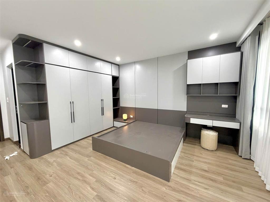 Ngọc thụy 57m2 7 tầng thang máy gara ô tô mặt tiền vip  nội thất cao cấp  mới đẹp ở ngay